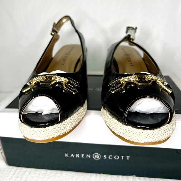 Karen Scott, Dorthaa Wedge Sandals, Black, 6.5 - Picture 4 of 7